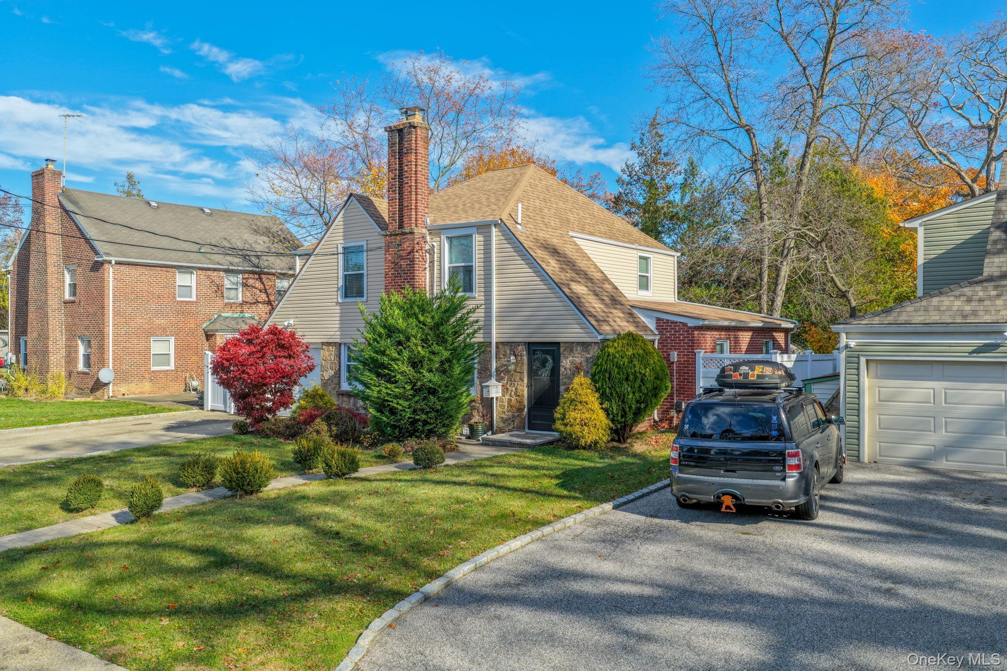 Single Family Sterling  Nassau County, NY 11575, MLS-943234-29