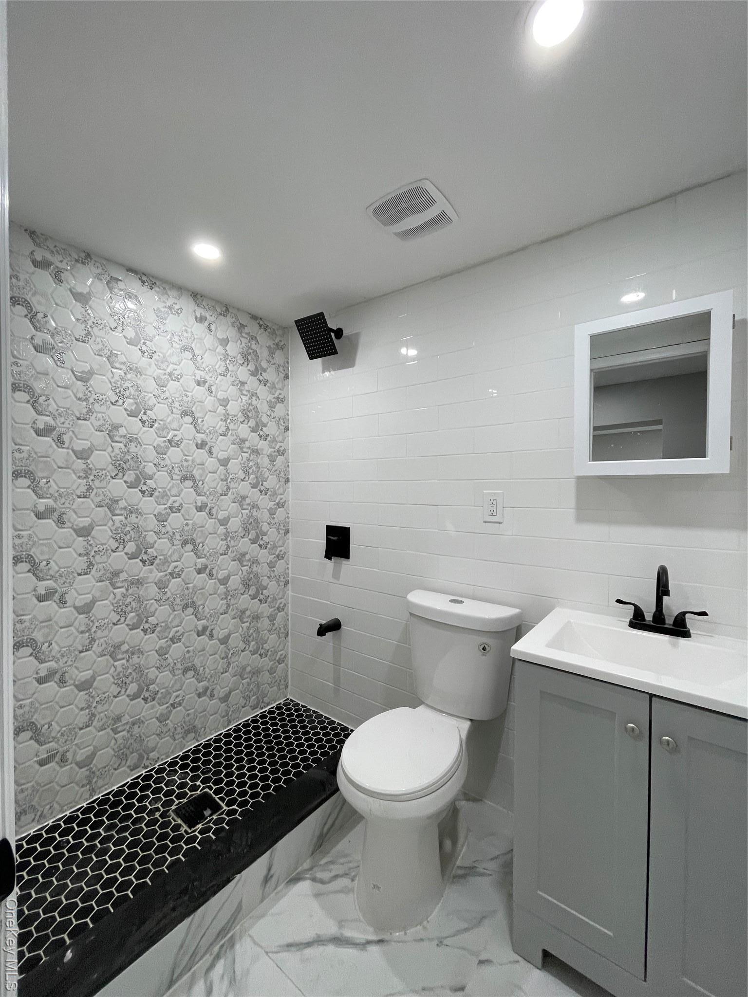 Single Family 196th Queens, NY 11412, MLS-943246-18