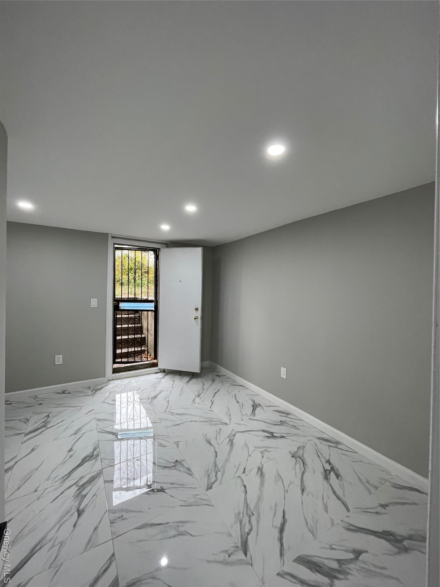 Single Family 196th Queens, NY 11412, MLS-943246-19