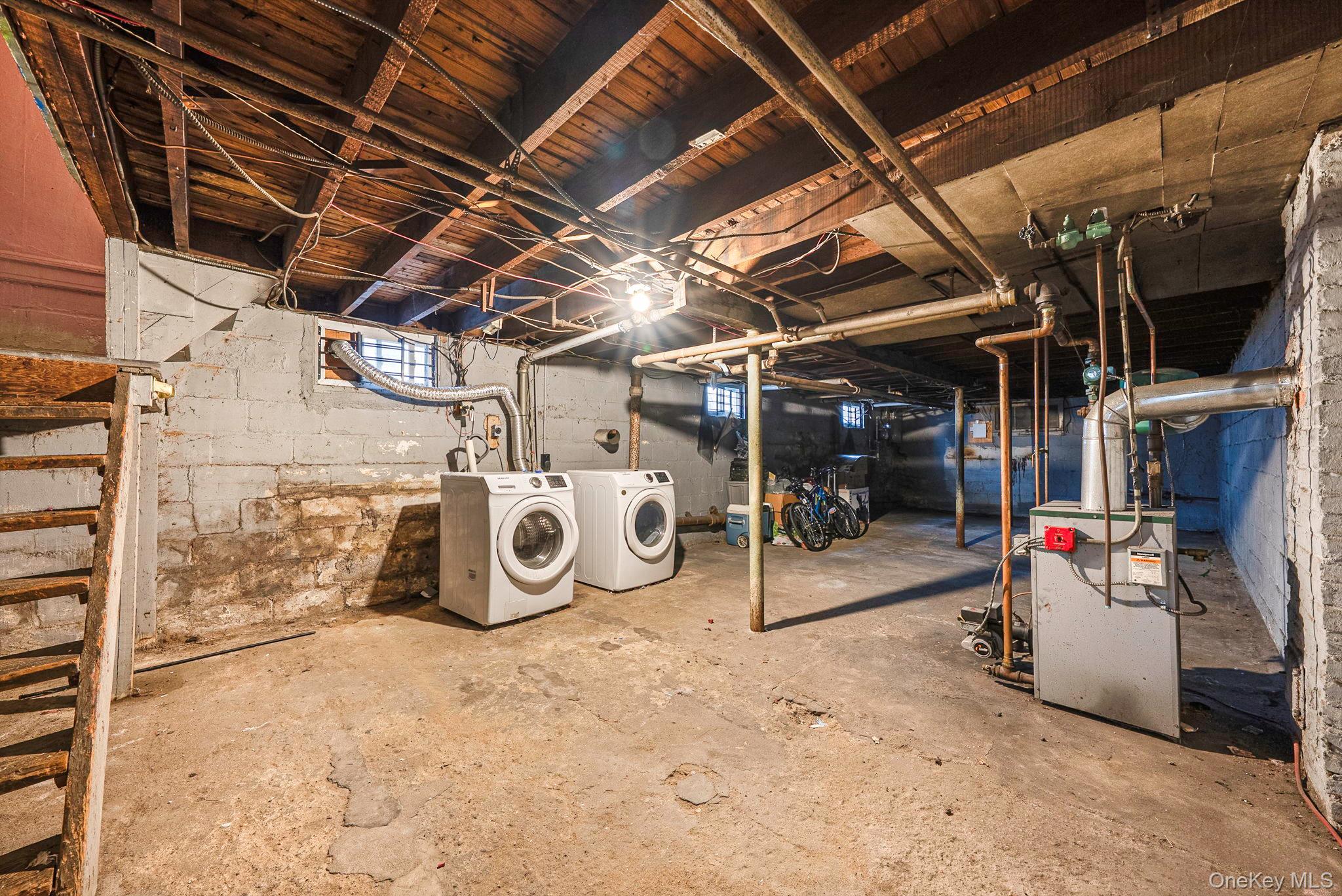 Single Family Seaman  Nassau County, NY 11520, MLS-943252-19