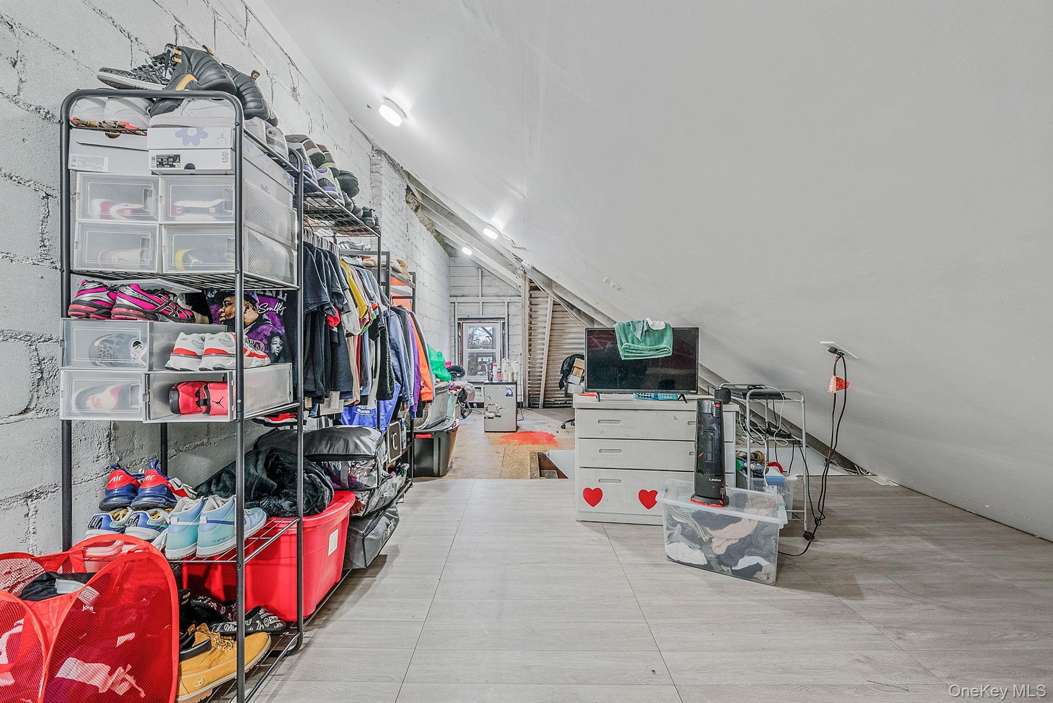 Single Family Seaman  Nassau County, NY 11520, MLS-943252-30