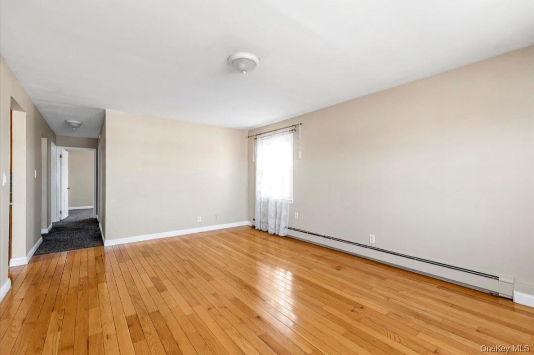 Single Family 223rd  Queens, NY 11413, MLS-943256-10