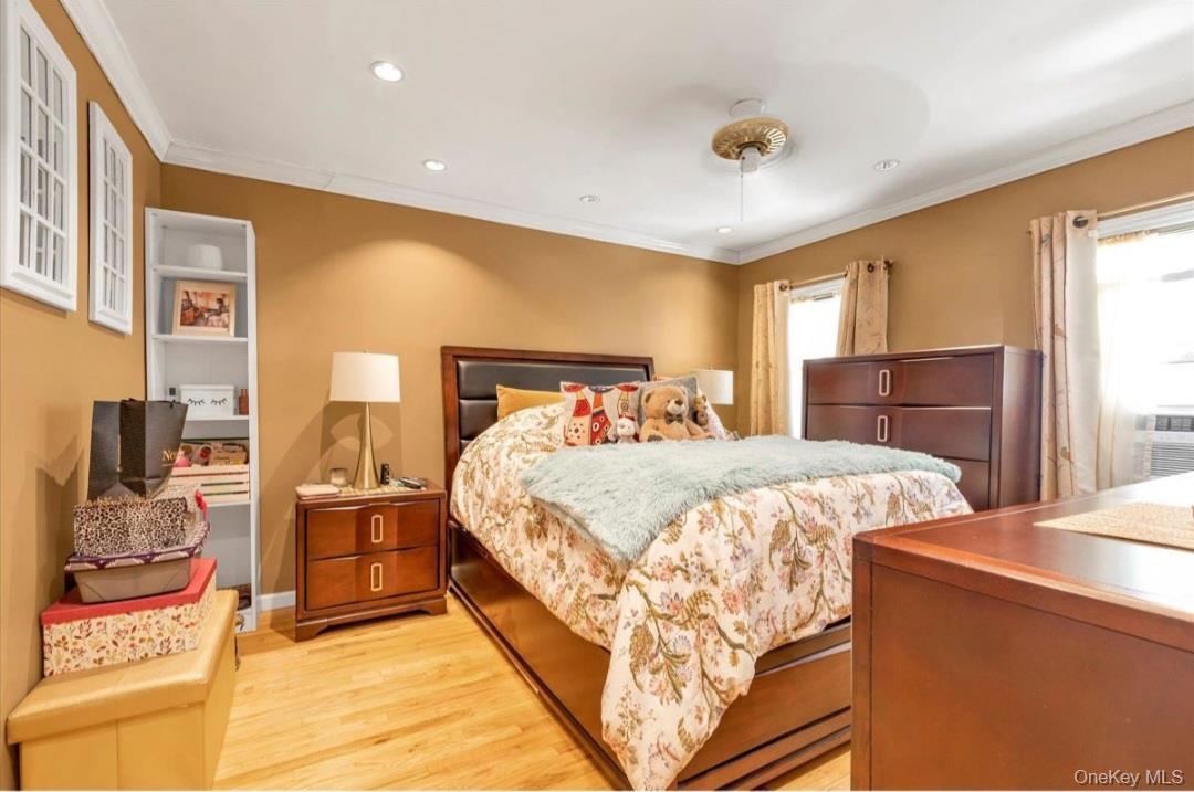 Single Family 223rd  Queens, NY 11413, MLS-943256-6