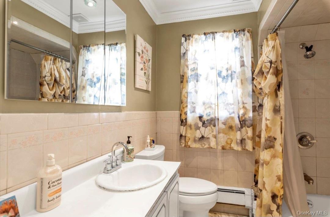 Single Family 223rd  Queens, NY 11413, MLS-943256-7