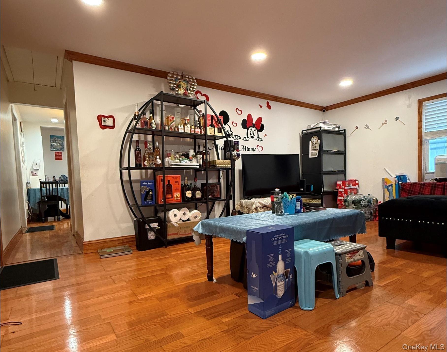 Single Family Litchfield Nassau County, NY 11003, MLS-943261-6