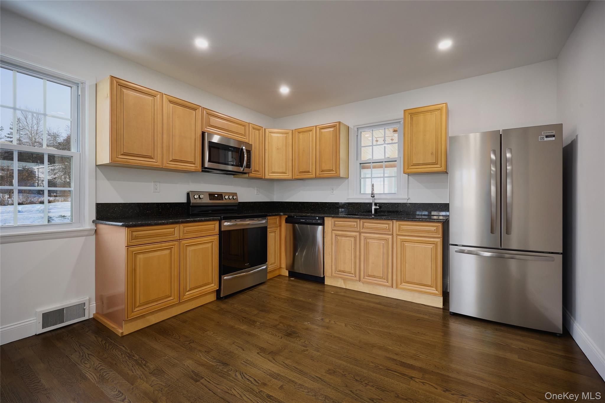 Single Family Van Wagner Dutchess County, NY 12603, MLS-943262-18