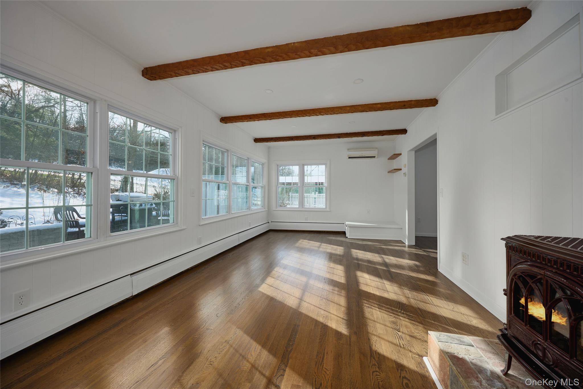 Single Family Van Wagner Dutchess County, NY 12603, MLS-943262-22