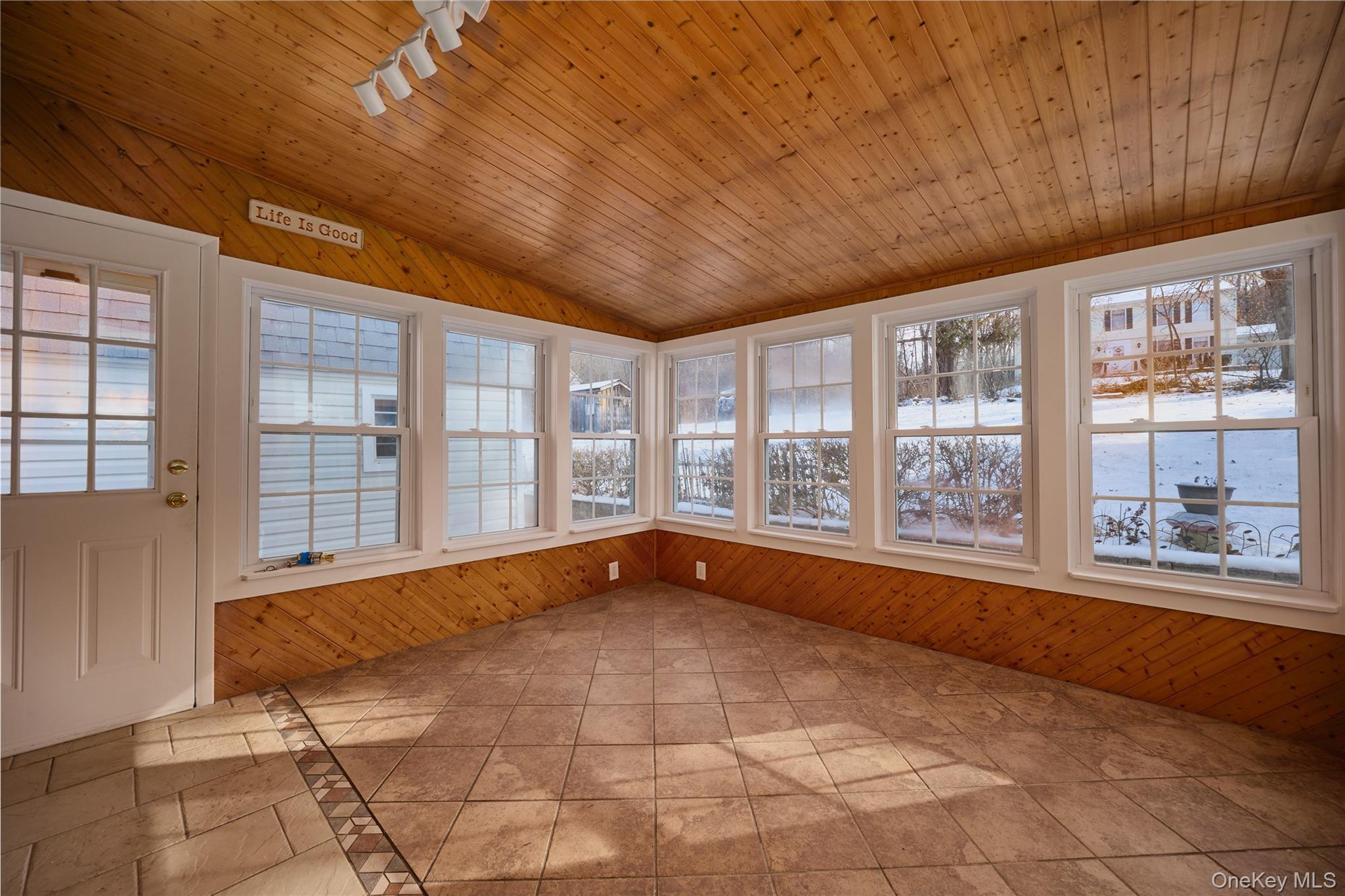 Single Family Van Wagner Dutchess County, NY 12603, MLS-943262-27