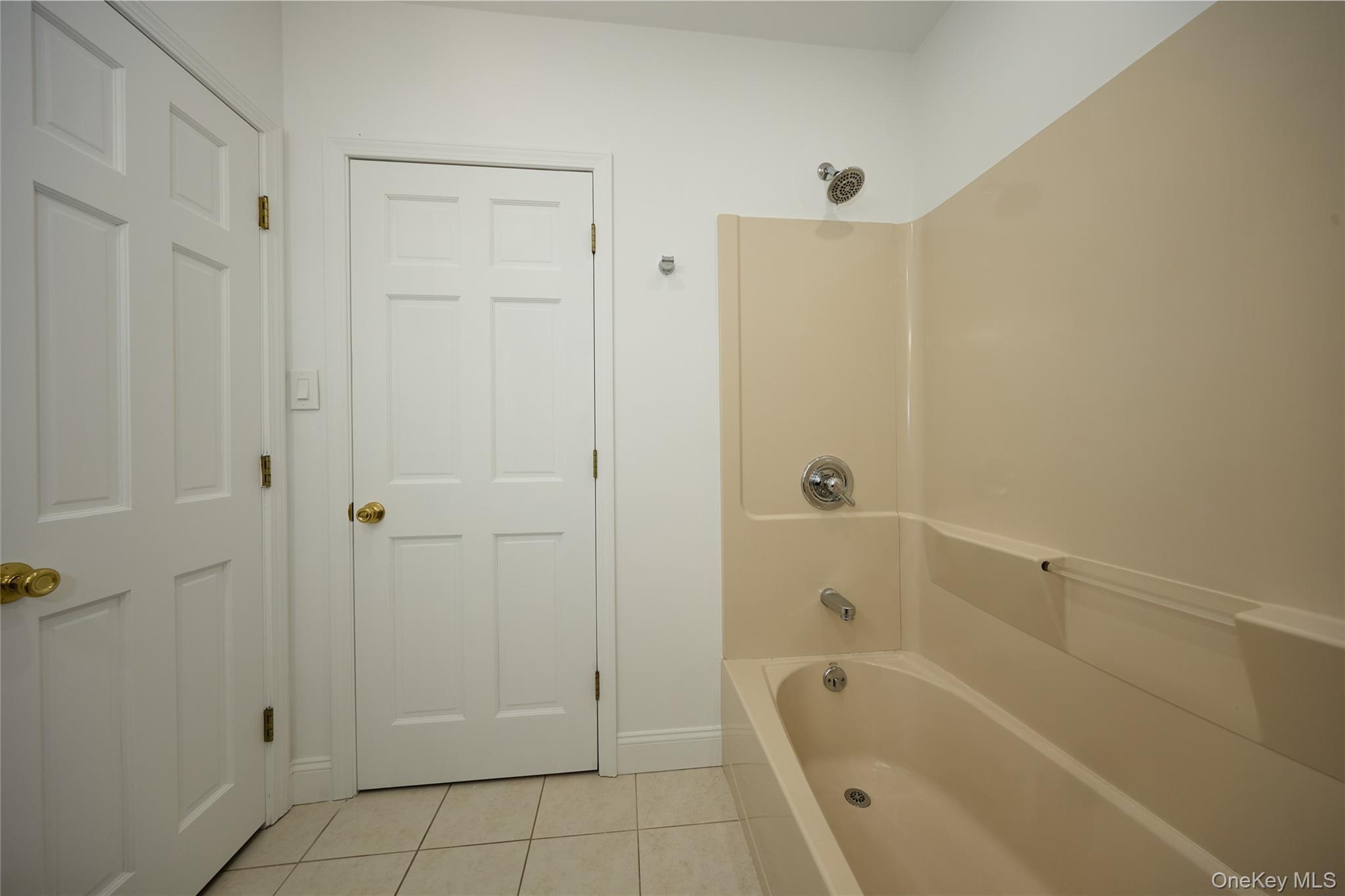 Single Family Van Wagner Dutchess County, NY 12603, MLS-943262-38