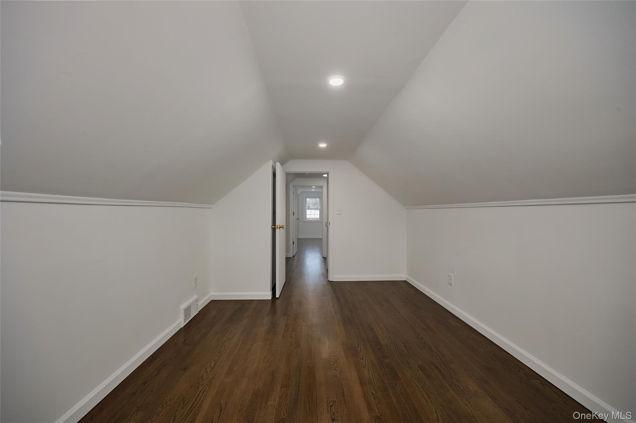 Single Family Van Wagner Dutchess County, NY 12603, MLS-943262-39