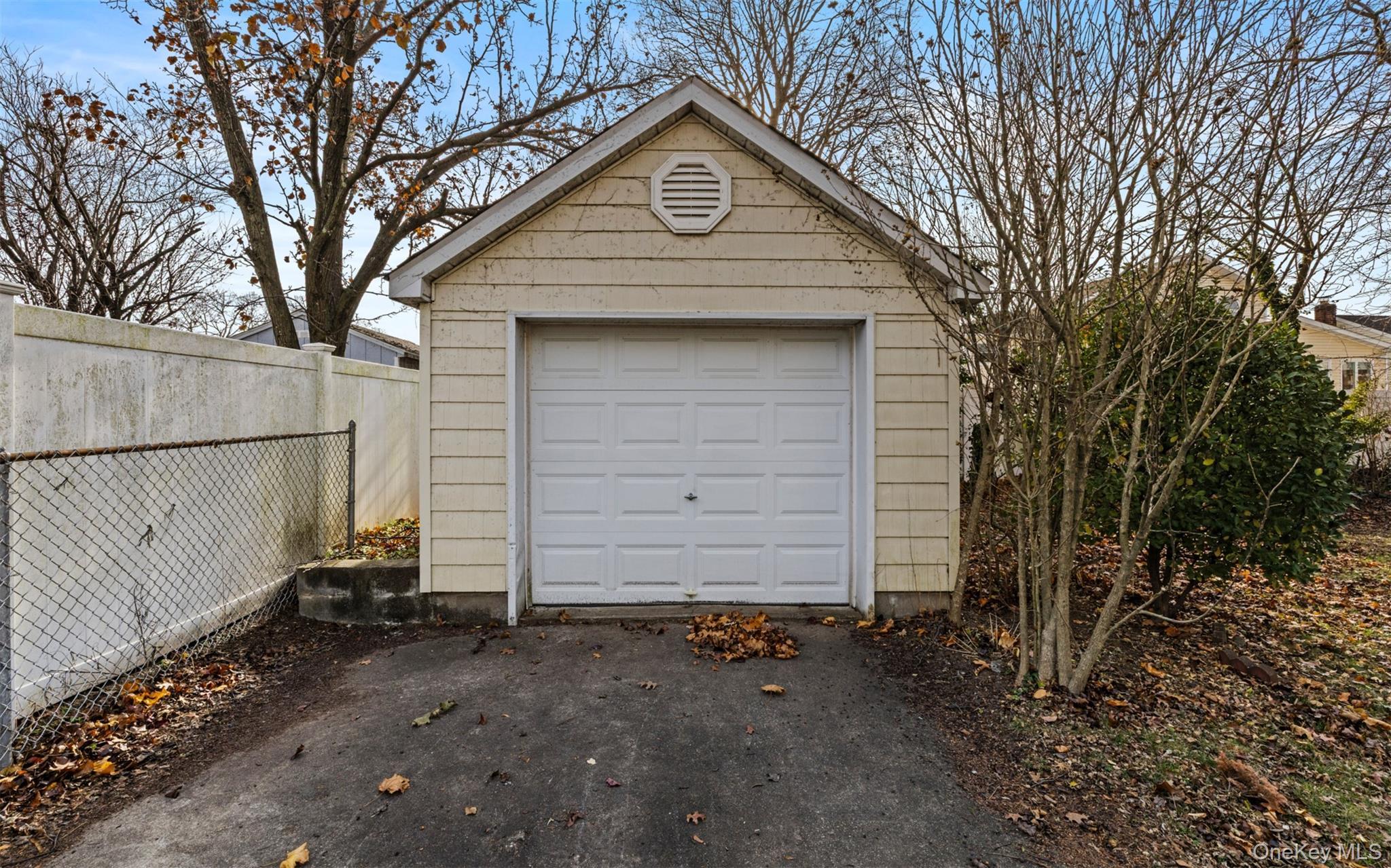 Single Family Orchard Nassau County, NY 11710, MLS-943270-20