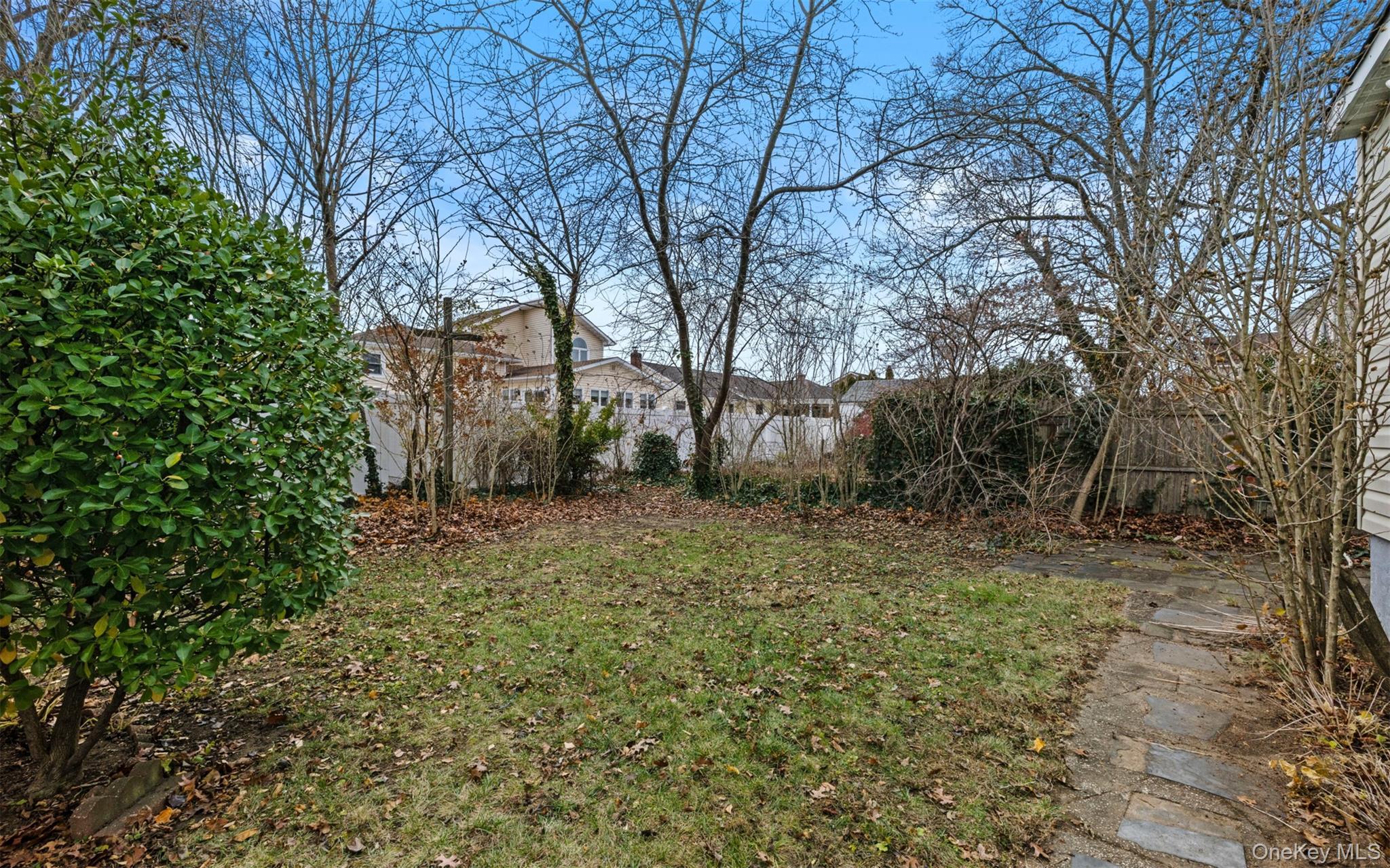 Single Family Orchard Nassau County, NY 11710, MLS-943270-22