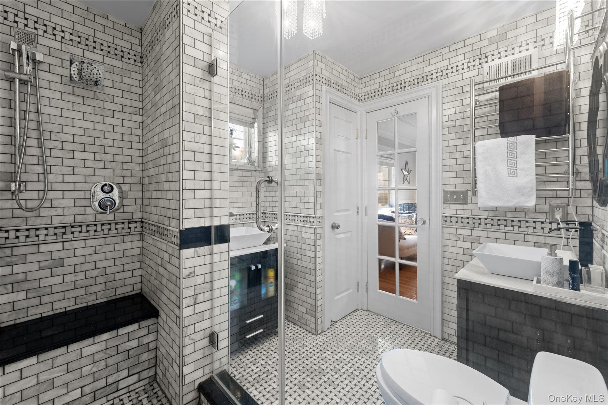 Single Family Beach 35th Queens, NY 11691, MLS-943275-21