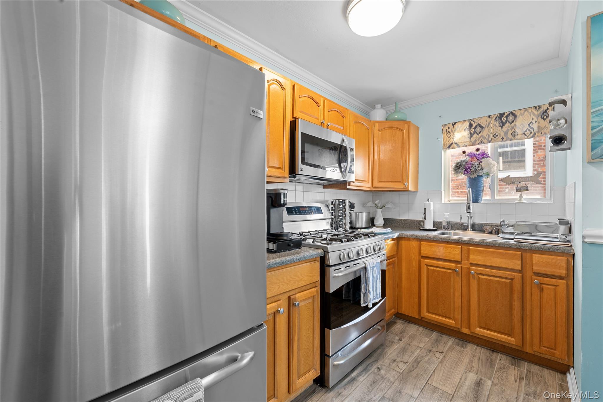 Single Family Beach 35th Queens, NY 11691, MLS-943275-39