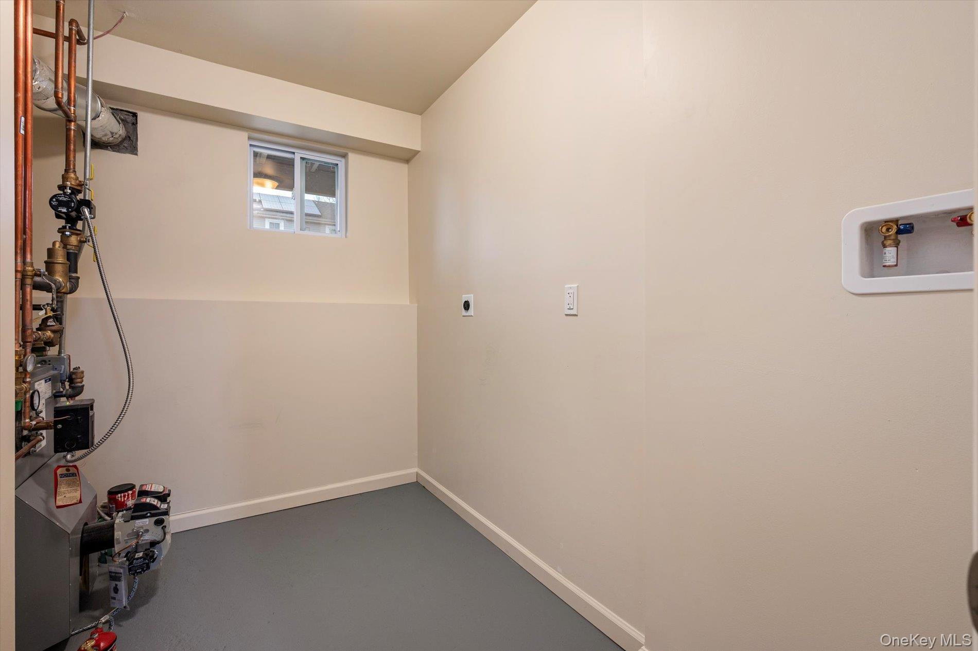 Single Family 15th Suffolk County, NY 11798, MLS-943279-19