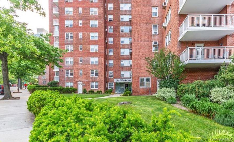 Coop Henry Hudson  Bronx, NY 10463, MLS-943295-17