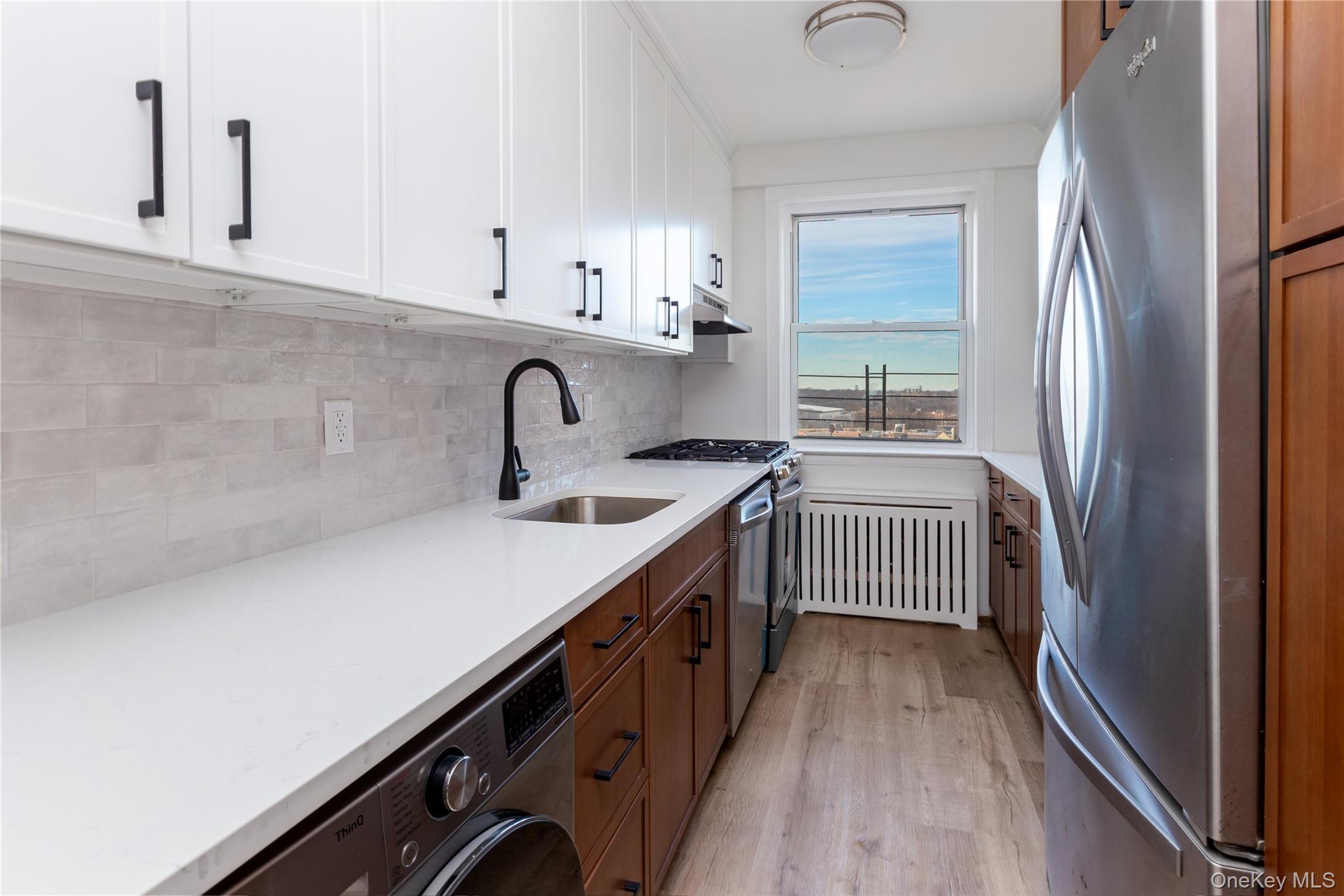 Coop Henry Hudson  Bronx, NY 10463, MLS-943295-6