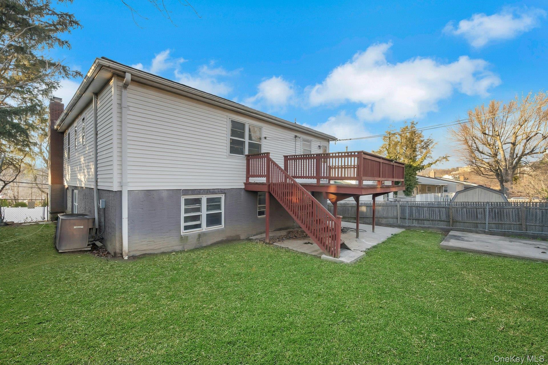 Single Family Beverly Westchester County, NY 10710, MLS-943302-25