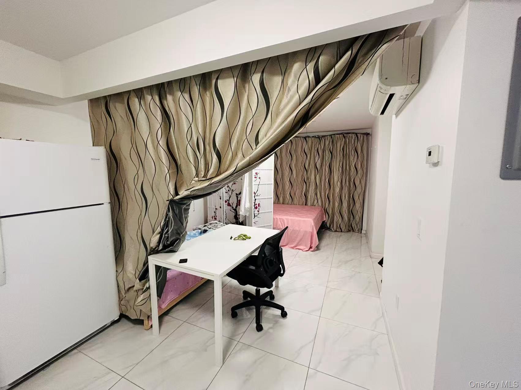 Condo Maple  Queens, NY 11355, MLS-943319-2