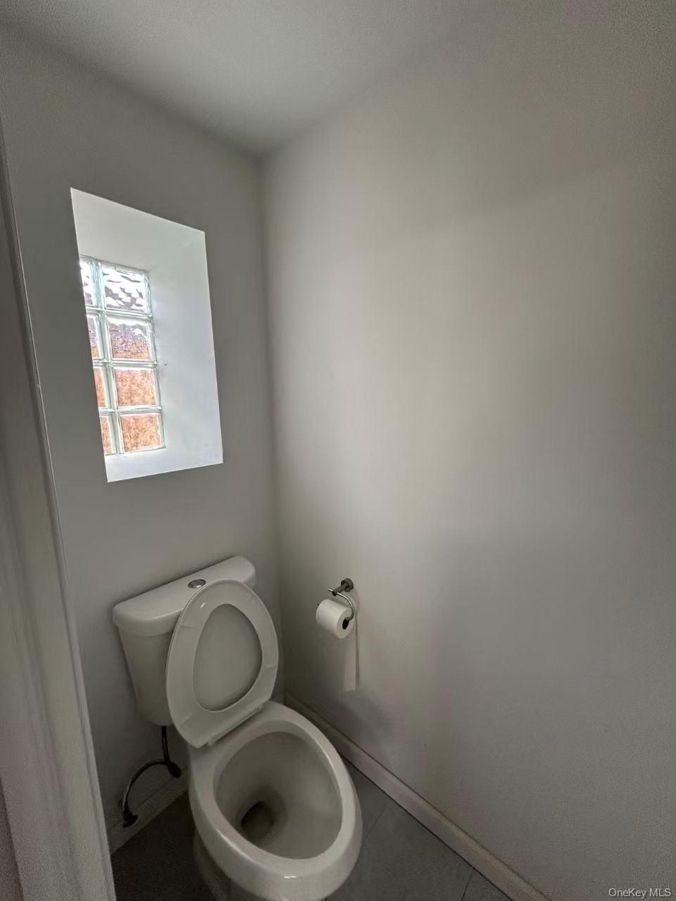 Condo Maple  Queens, NY 11355, MLS-943319-7