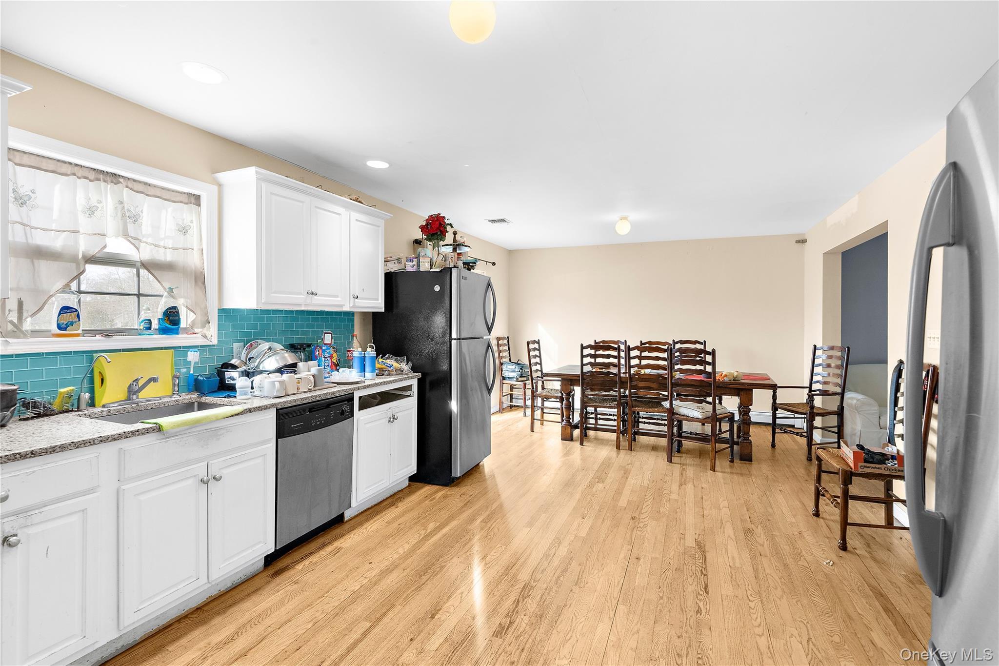 Single Family Fairway  Suffolk County, NY 11901, MLS-943323-9