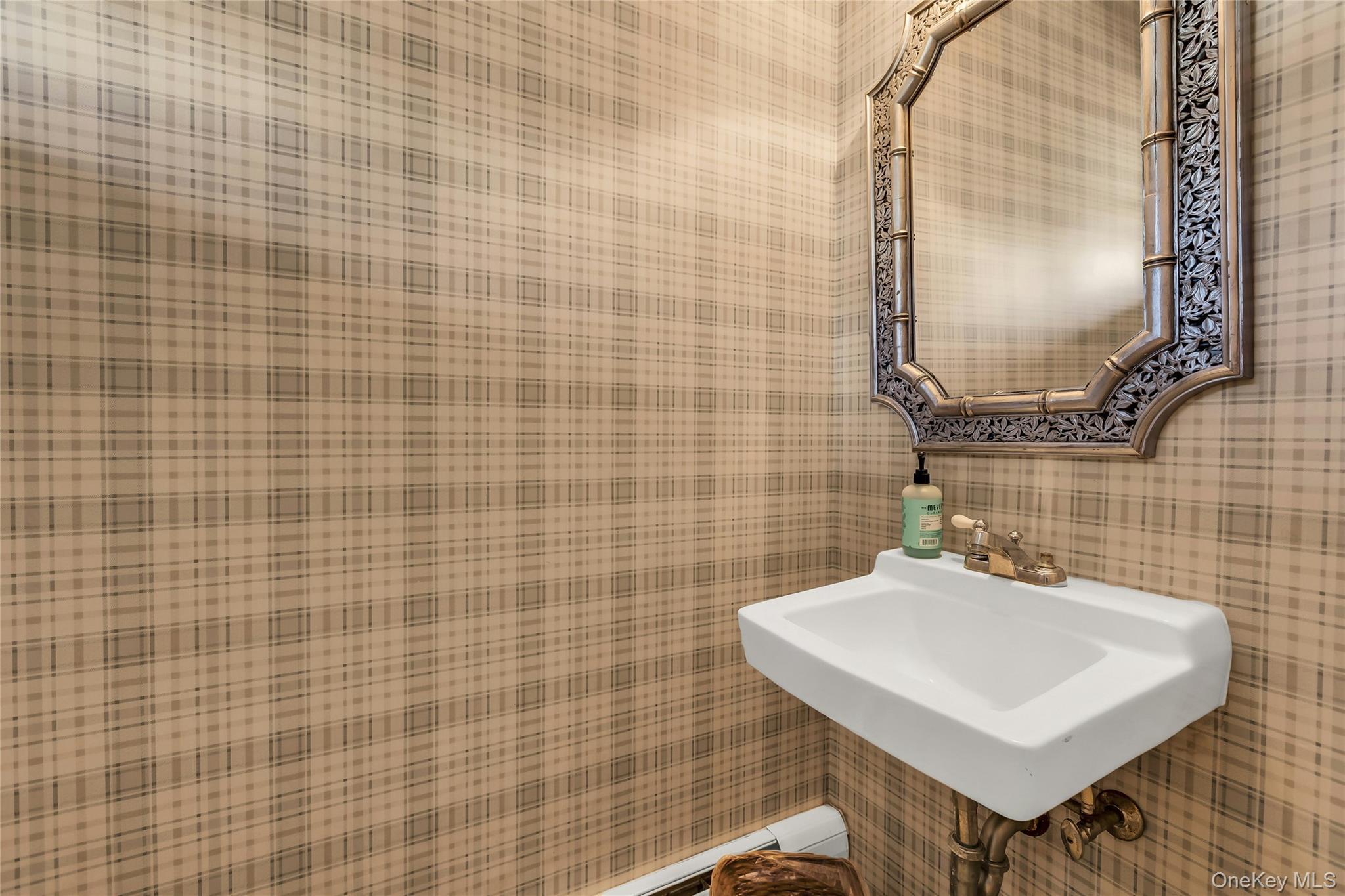 Single Family Glacier Suffolk County, NY 11787, MLS-943324-23