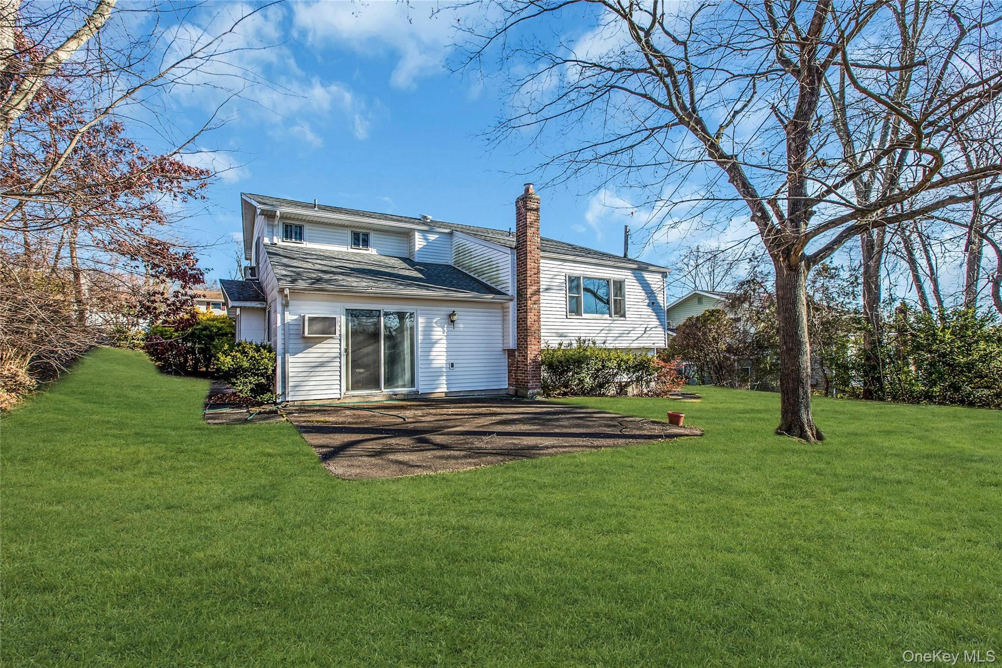 Single Family Glacier Suffolk County, NY 11787, MLS-943324-24