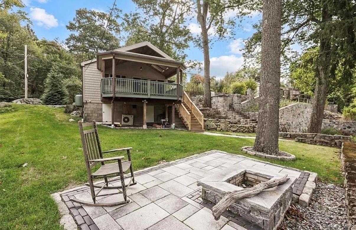 Single Family Oakdale Putnam County, NY 10579, MLS-943331-22