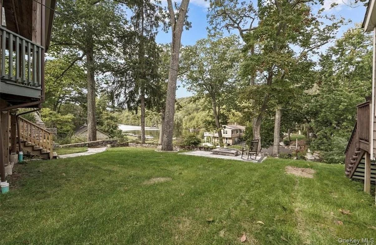 Single Family Oakdale Putnam County, NY 10579, MLS-943331-25