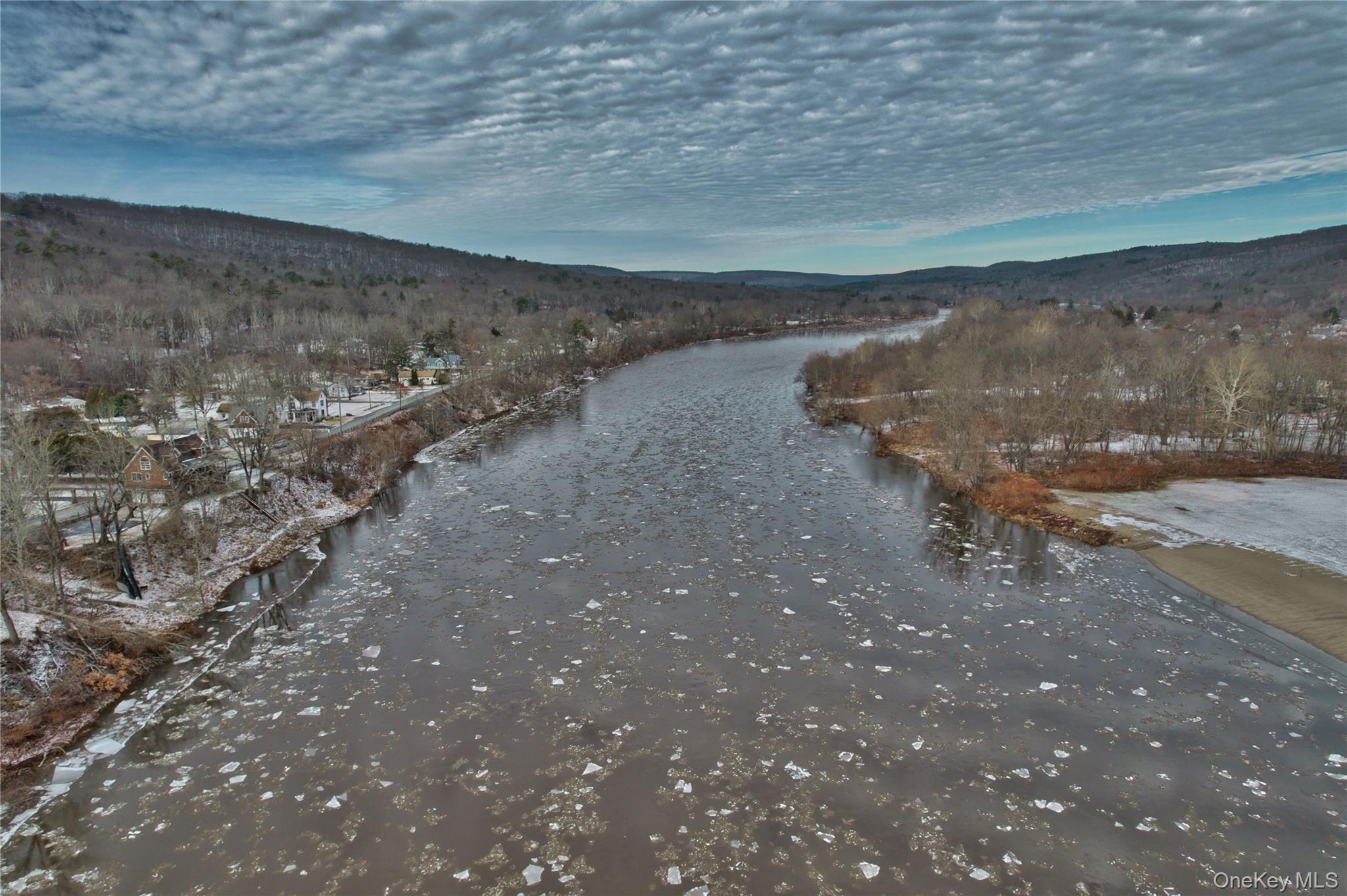 Single Family Holbrook  Orange County, NY 12771, MLS-943361-25