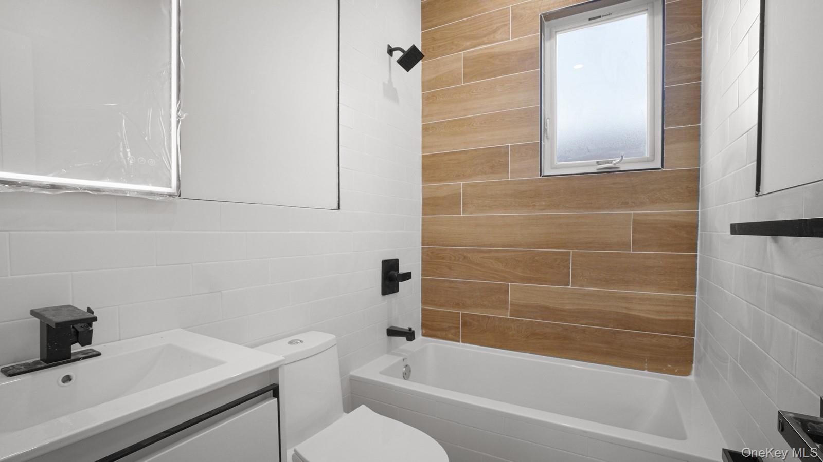 Single Family Tierney  Bronx, NY 10465, MLS-943364-21