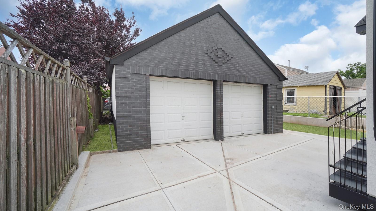 Single Family Tierney  Bronx, NY 10465, MLS-943364-24