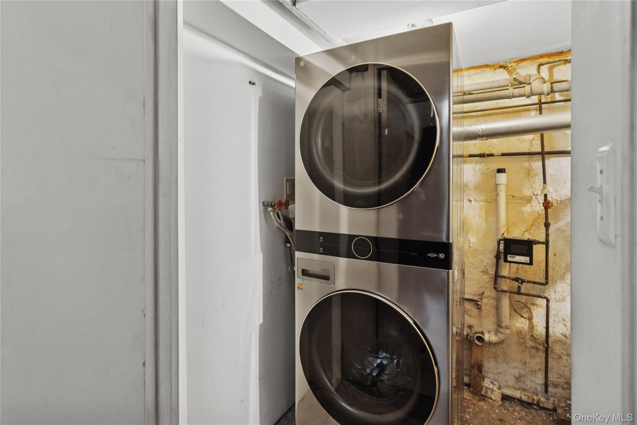 Single Family 232nd Queens, NY 11411, MLS-943371-19