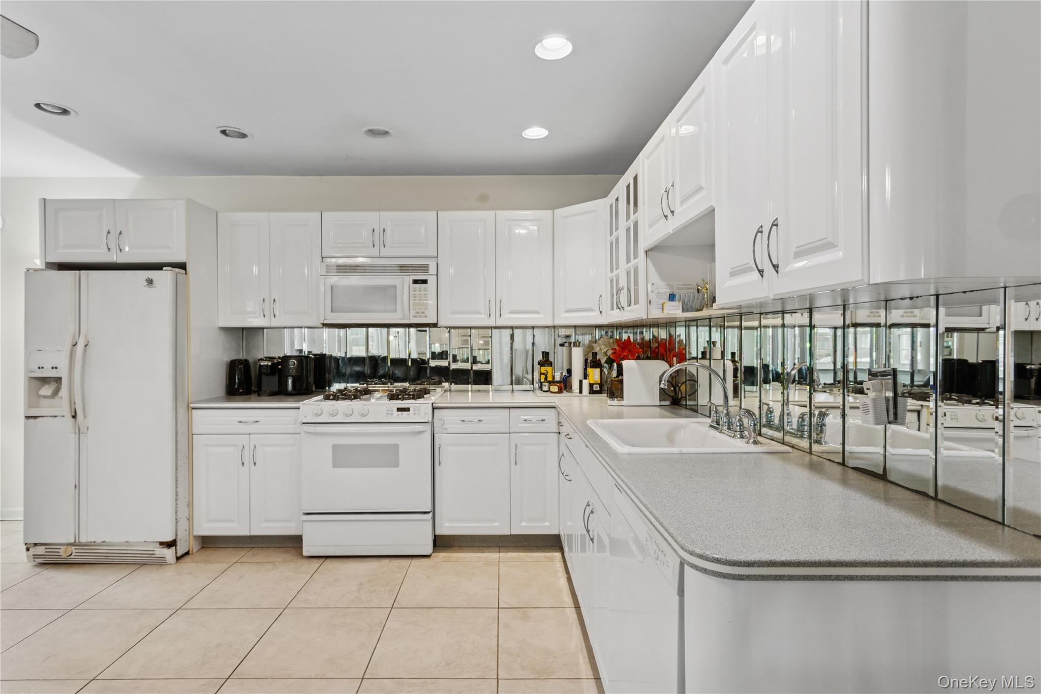 Single Family 232nd Queens, NY 11411, MLS-943371-7