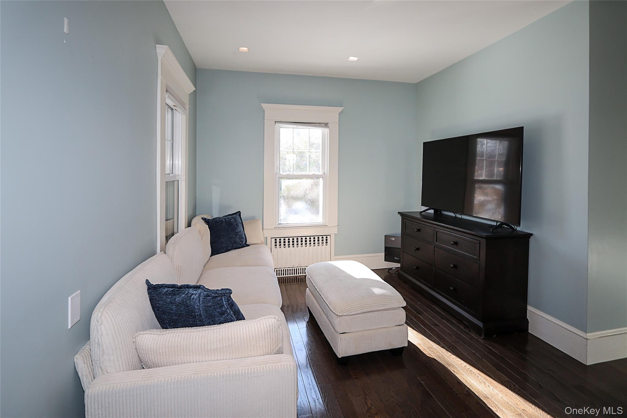 Single Family Francis  Nassau County, NY 11542, MLS-943372-8