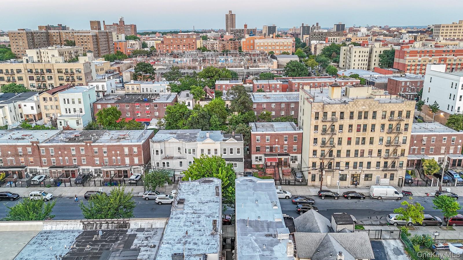 Single Family Washington  Bronx, NY 10457, MLS-943375-22