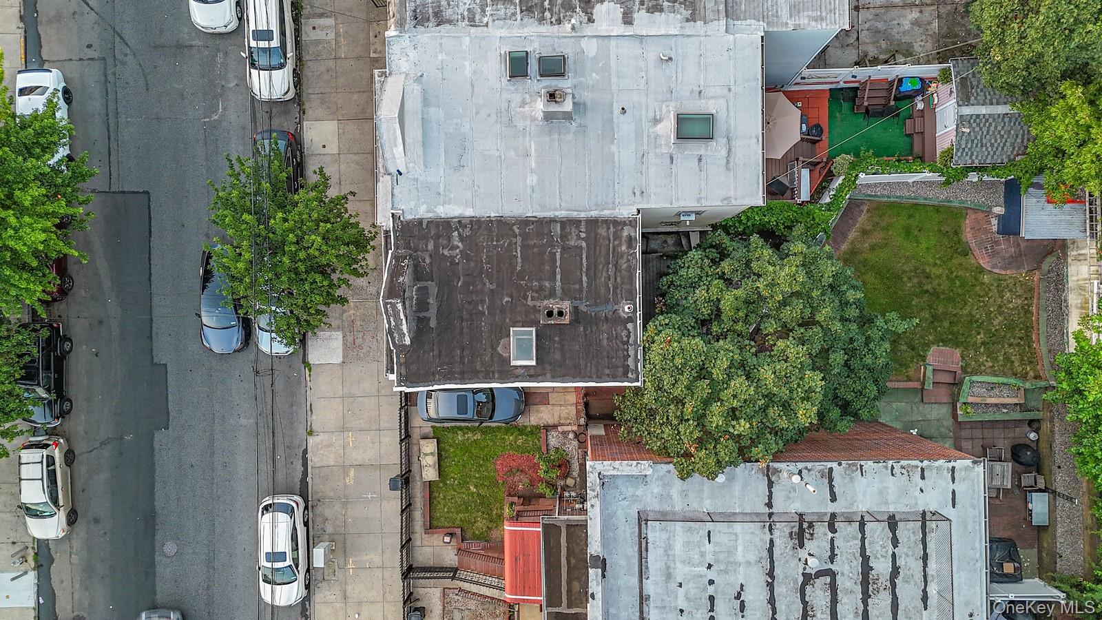 Single Family Washington  Bronx, NY 10457, MLS-943375-23