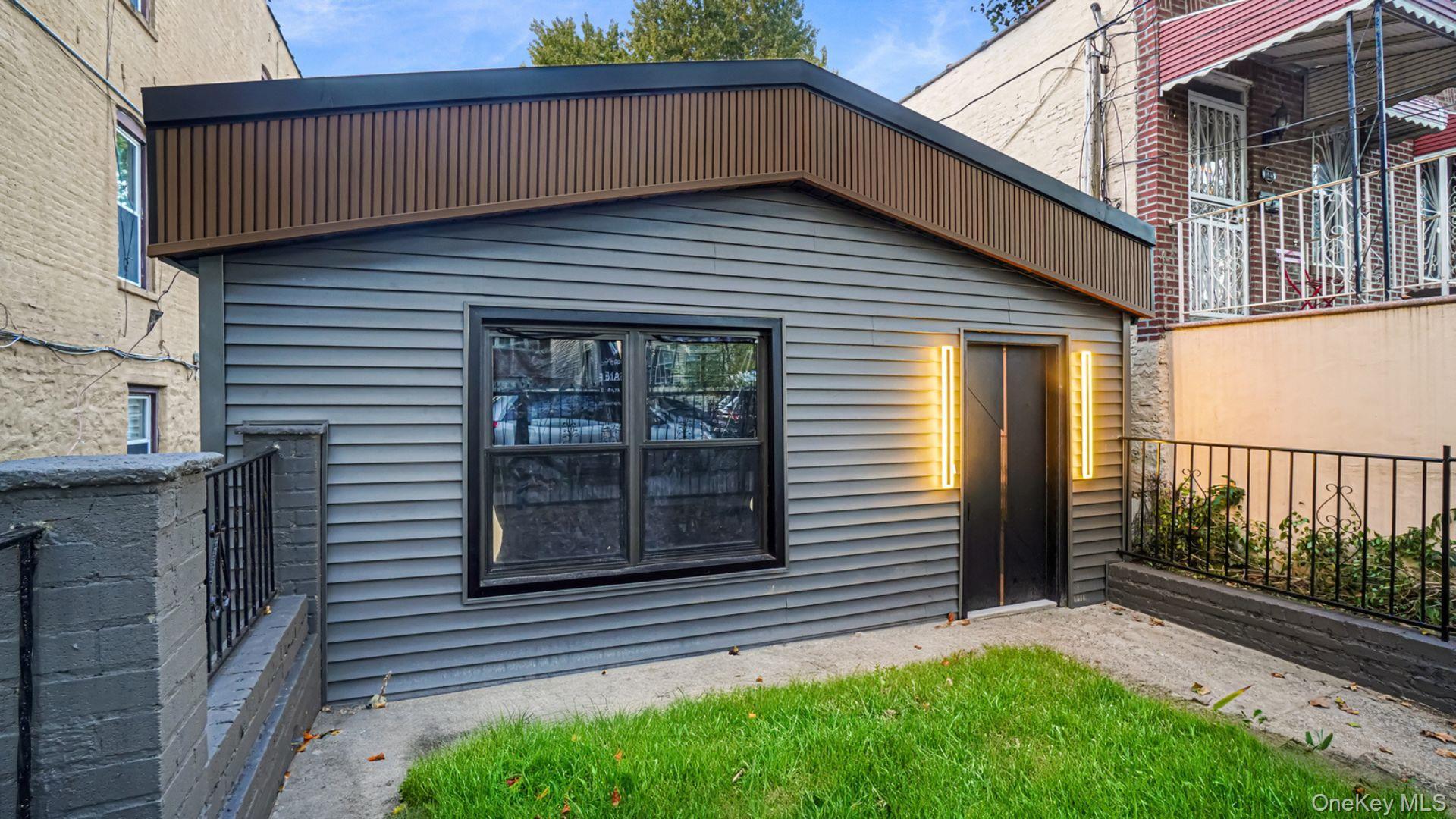 Single Family 224th Bronx, NY 10466, MLS-943389-21