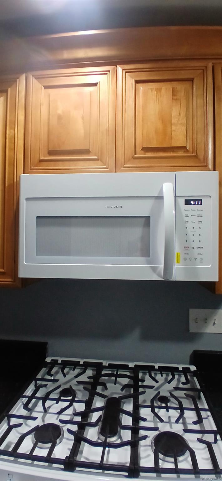 Single Family Noble Suffolk County, NY 11703, MLS-943403-16