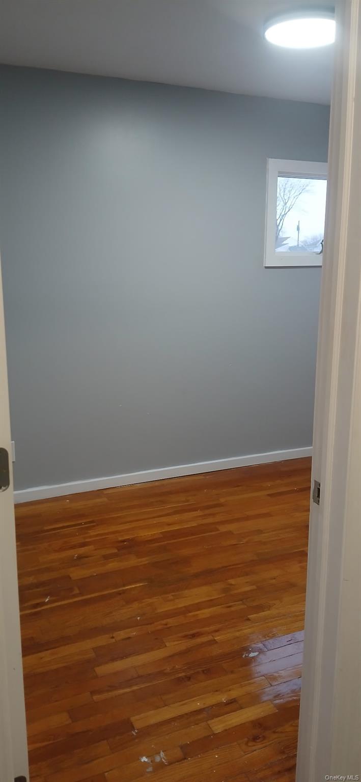 Single Family Noble Suffolk County, NY 11703, MLS-943403-28