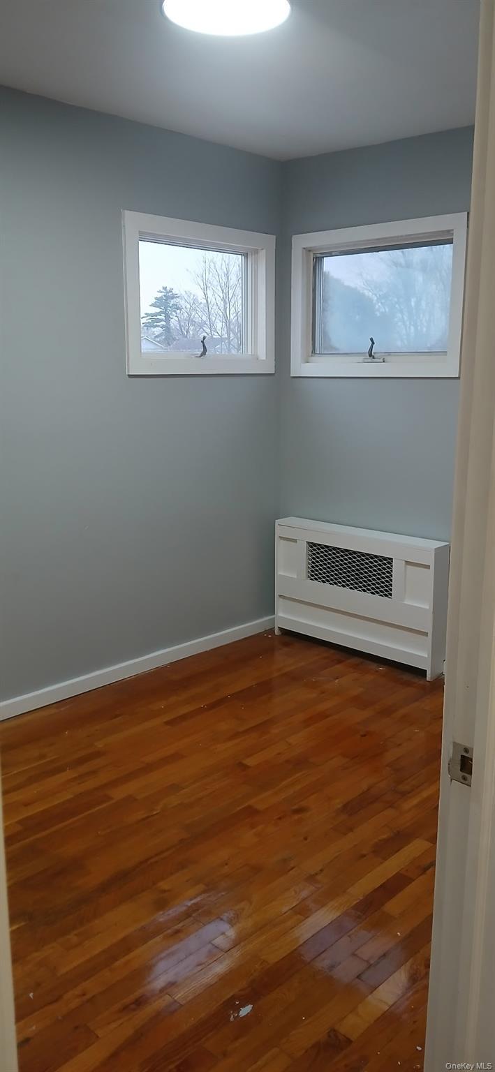 Single Family Noble Suffolk County, NY 11703, MLS-943403-29