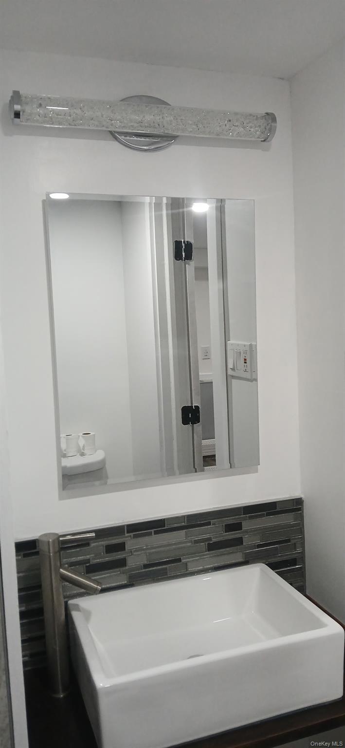 Single Family Noble Suffolk County, NY 11703, MLS-943403-34