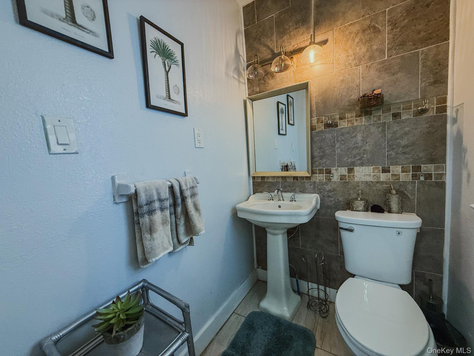 Single Family 9th Westchester County, NY 10550, MLS-943408-8