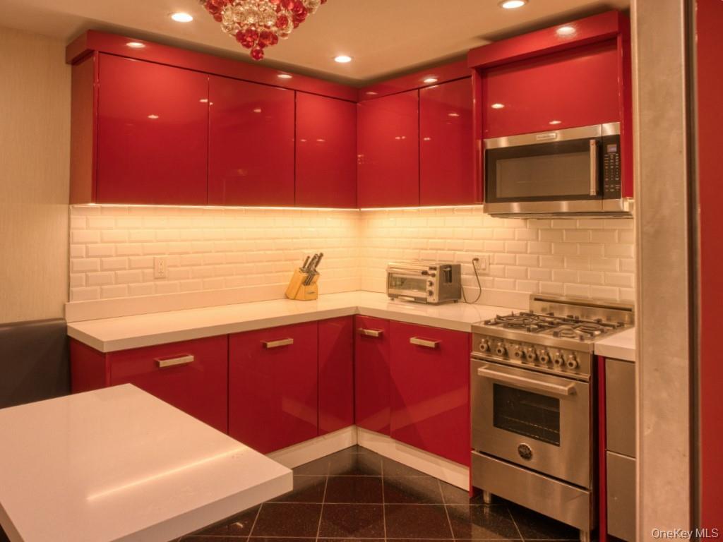 Condo Ocean Brooklyn, NY 11235, MLS-943438-2