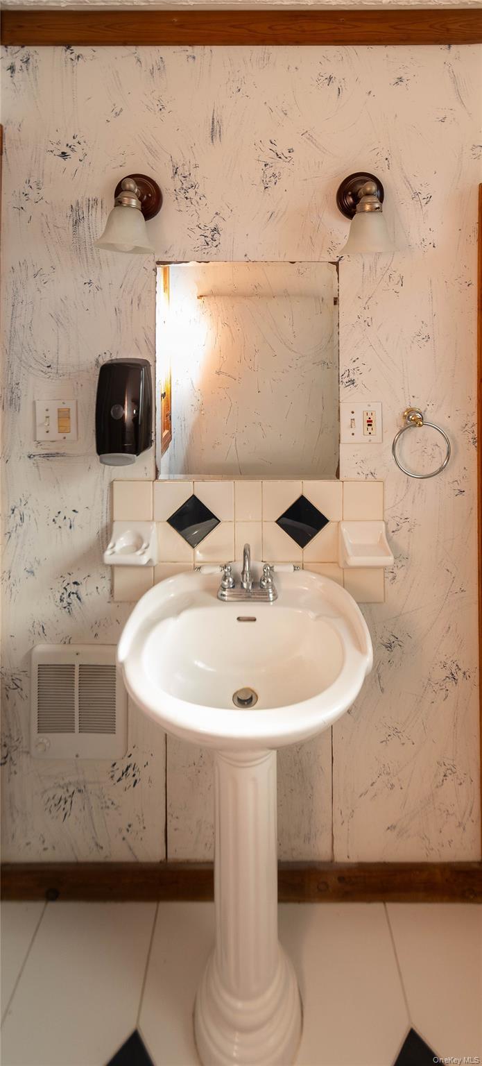 Single Family Harvey  Dutchess County, NY 12538, MLS-943459-34