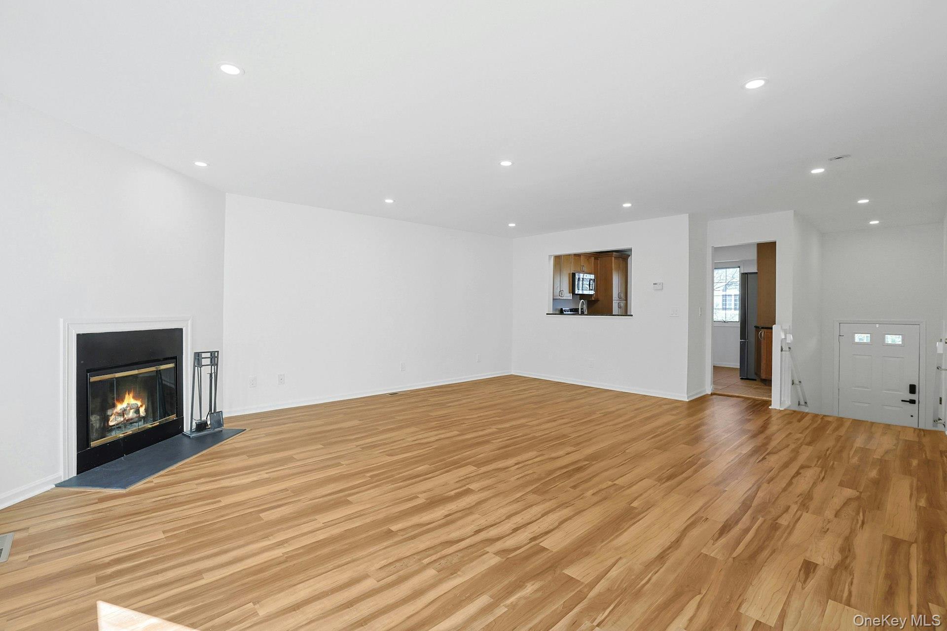 Single Family Victoria Westchester County, NY 10549, MLS-943472-5