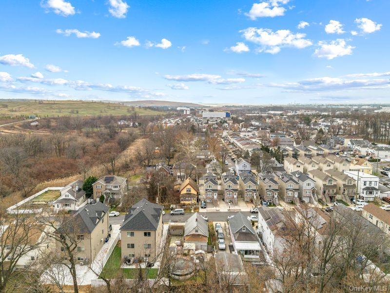 Single Family Burke  Staten Island, NY 10314, MLS-943483-12