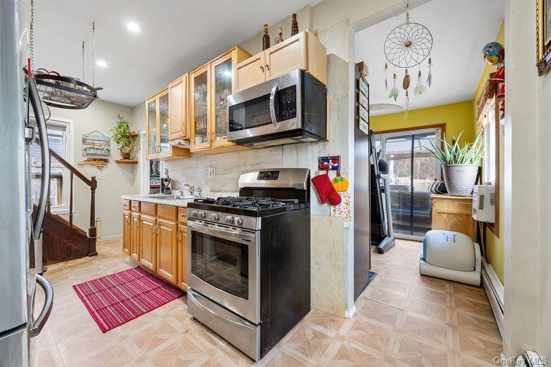 Single Family Burke  Staten Island, NY 10314, MLS-943483-2