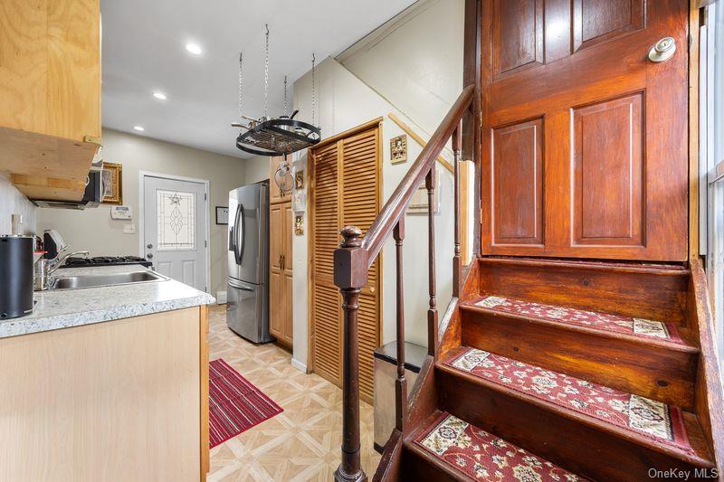 Single Family Burke  Staten Island, NY 10314, MLS-943483-6