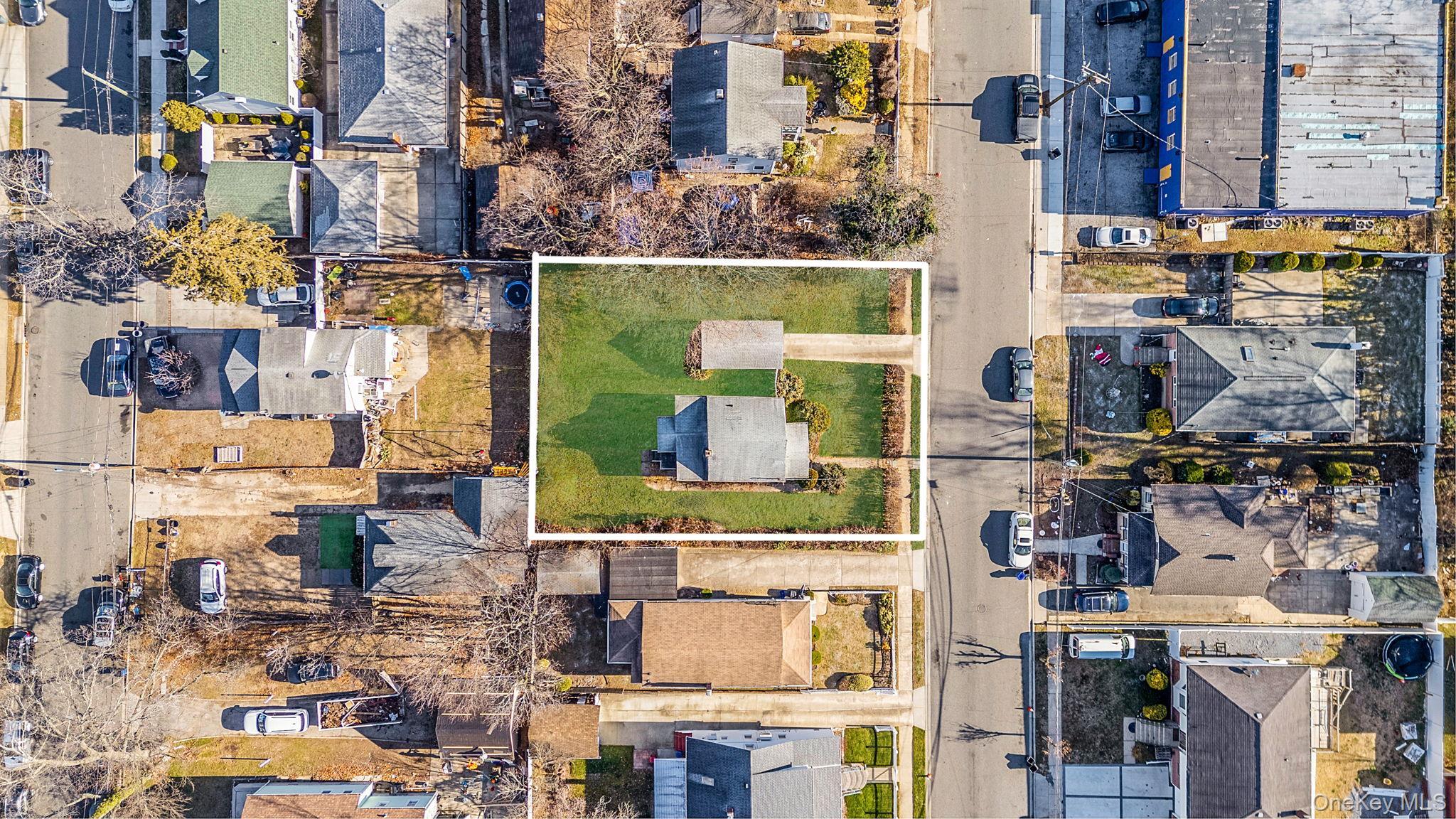 Single Family Hill Nassau County, NY 11553, MLS-943494-4